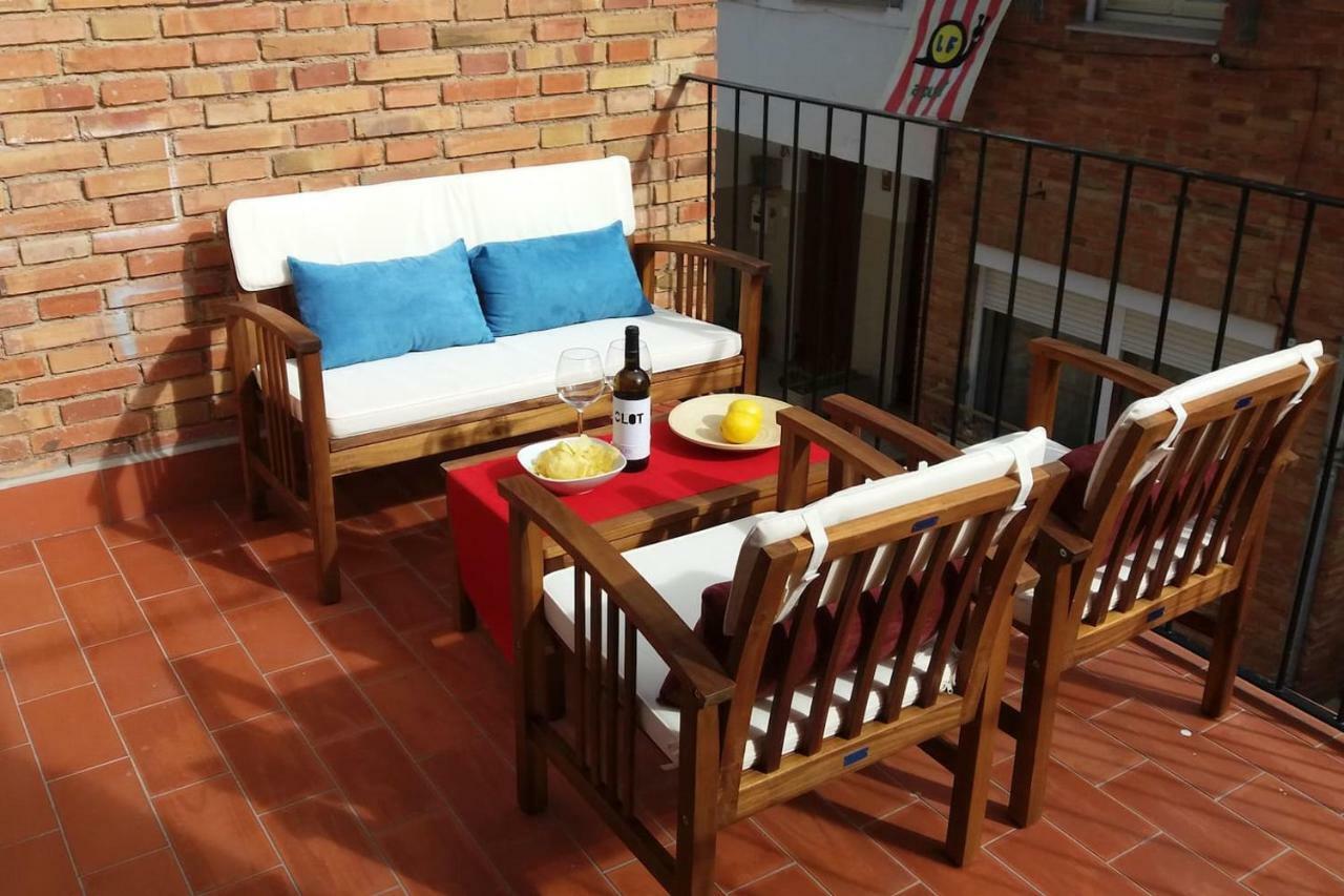 Casa Tomas - Lovely Townhouse In Кембрилс Екстериор снимка